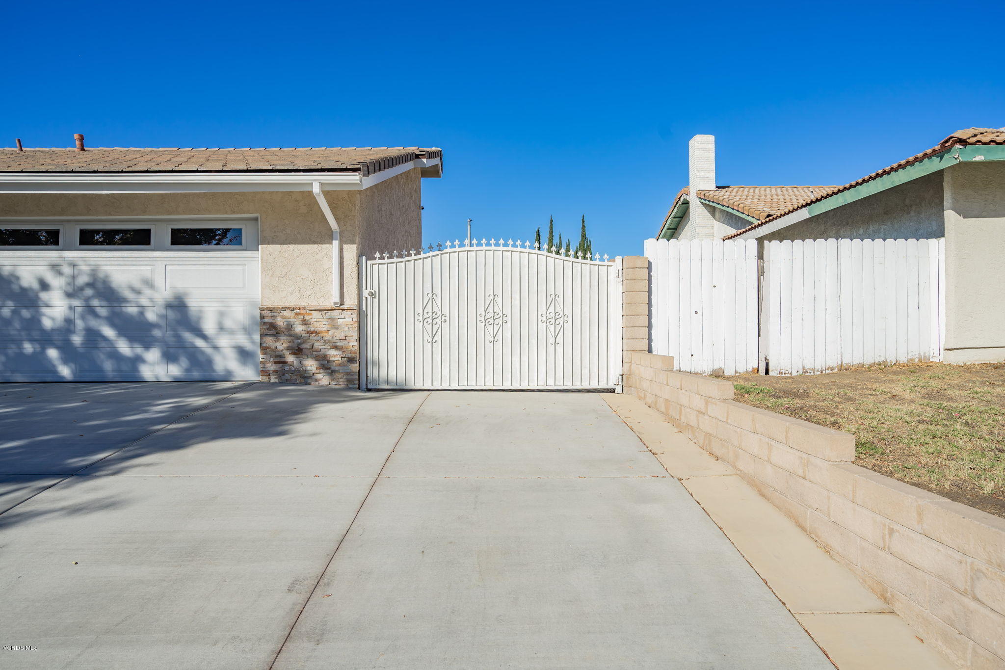 6116 Al Way Simi Valley, CA 93063 - Photo 6 of 55 a view of a house with backyard