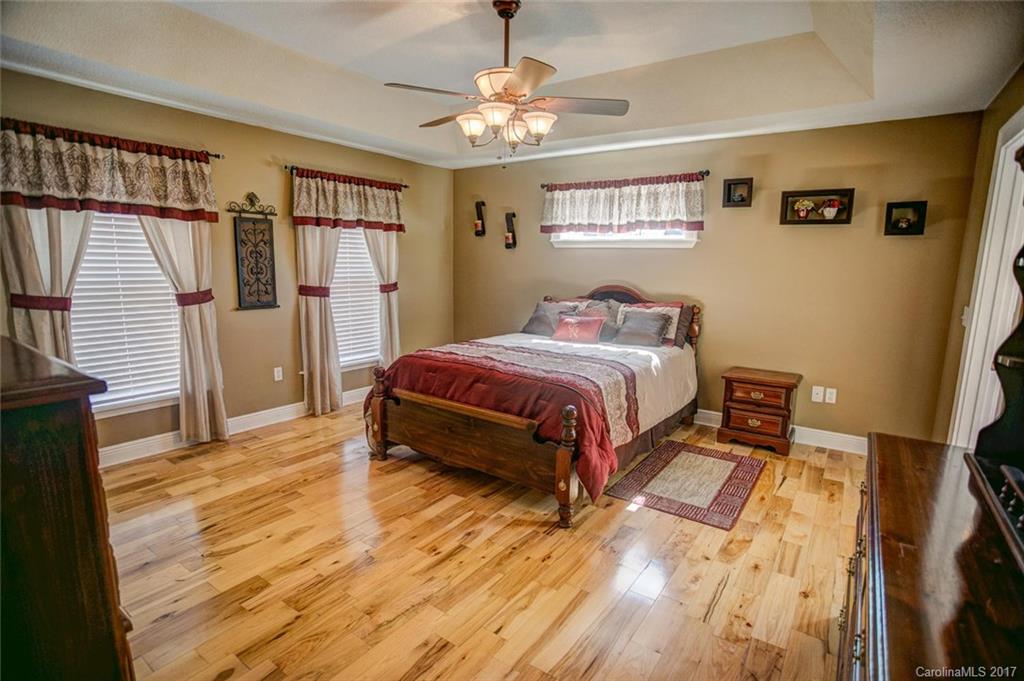 25 Carl Roberts Road Alexander, NC 28701 - Photo 5 of 18 Gallery Image 5