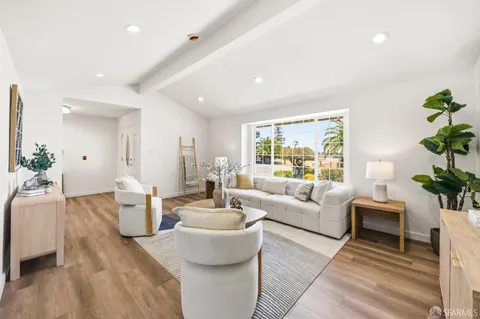 $2,595,000 | 656 Spar Drive, Redwood City, CA 94065