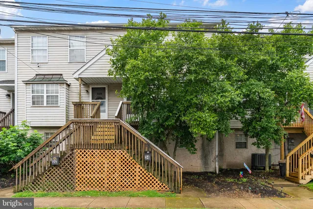 $320,000 | 34 2nd Street, Bridgeport, PA 19405