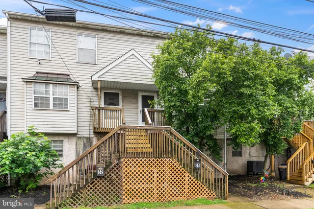 $320,000 | 34 2nd Street, Bridgeport, PA 19405
