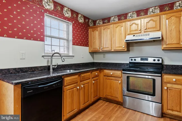 $320,000 | 34 2nd Street, Bridgeport, PA 19405