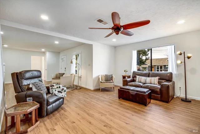 $799,000 | 2164 Patton Avenue, Napa, CA 94559