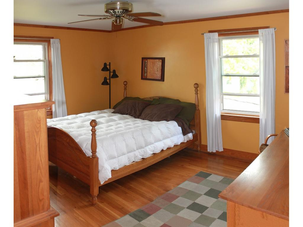 507 Field Road Elizabethton, TN 37643 - Photo 14 of 18 Master Bedroom