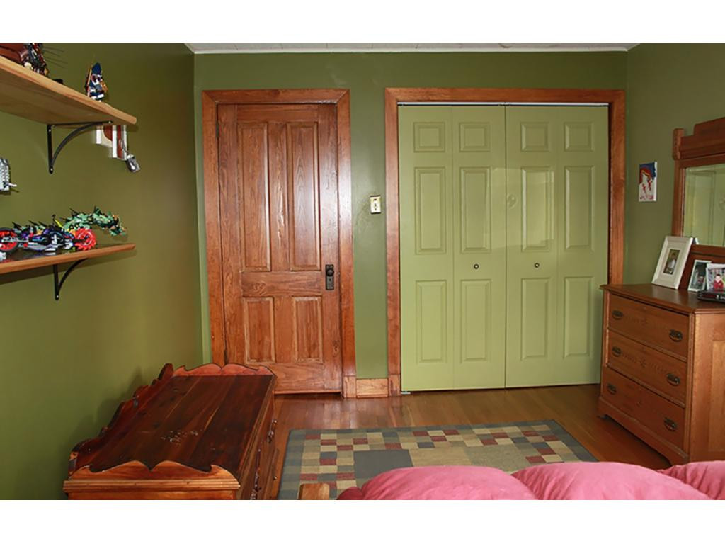 507 Field Road Elizabethton, TN 37643 - Photo 17 of 18 Bedroom 2