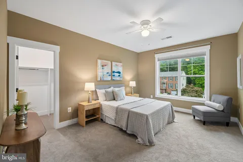 $2,400,000 | 2336 North Oak Street, Falls Church, VA 22046