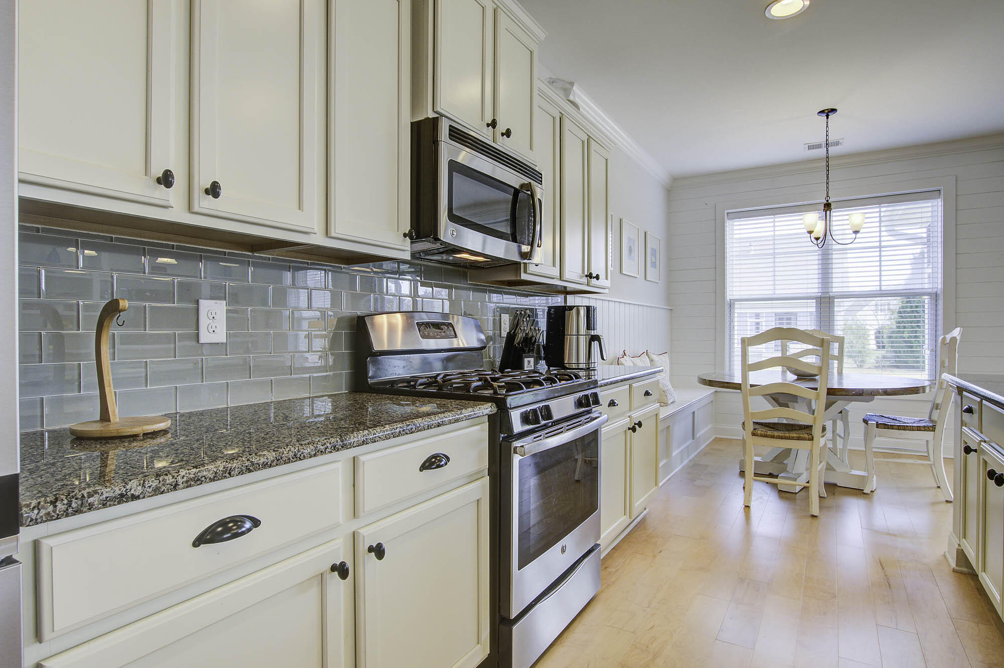 1454 Red Tide Road Mount Pleasant, SC 29466 - Photo 5 of 50 Kitchen