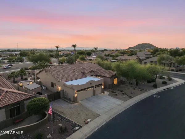 a view of a livingroom with furniture and window