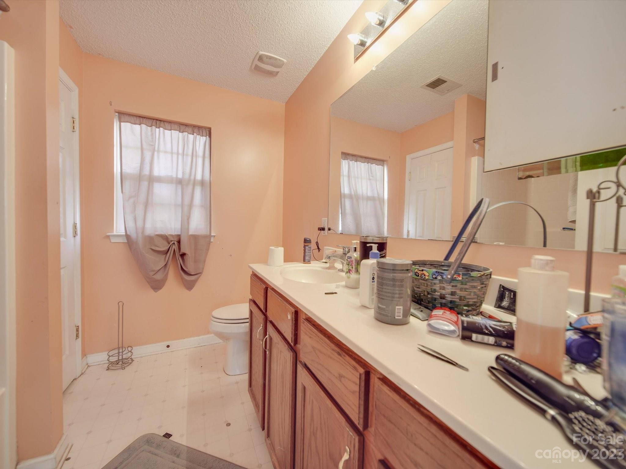 10731 Gold Pan Road Charlotte, NC 28215 - Photo 22 of 35 Gallery Image 22