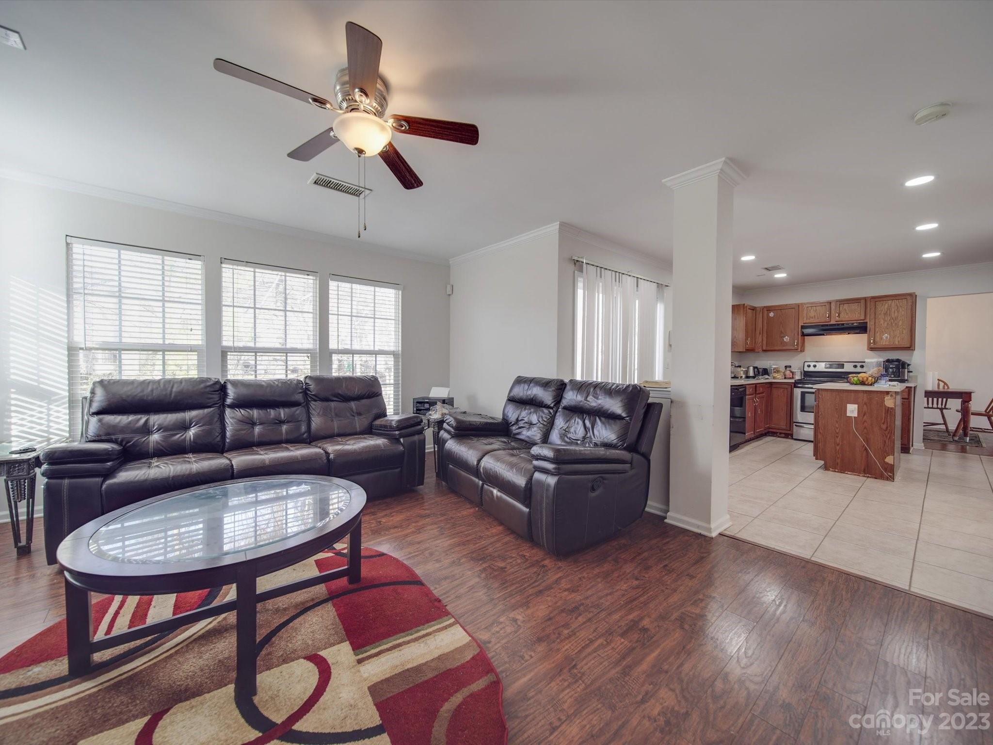 10731 Gold Pan Road Charlotte, NC 28215 - Photo 7 of 35 Gallery Image 7