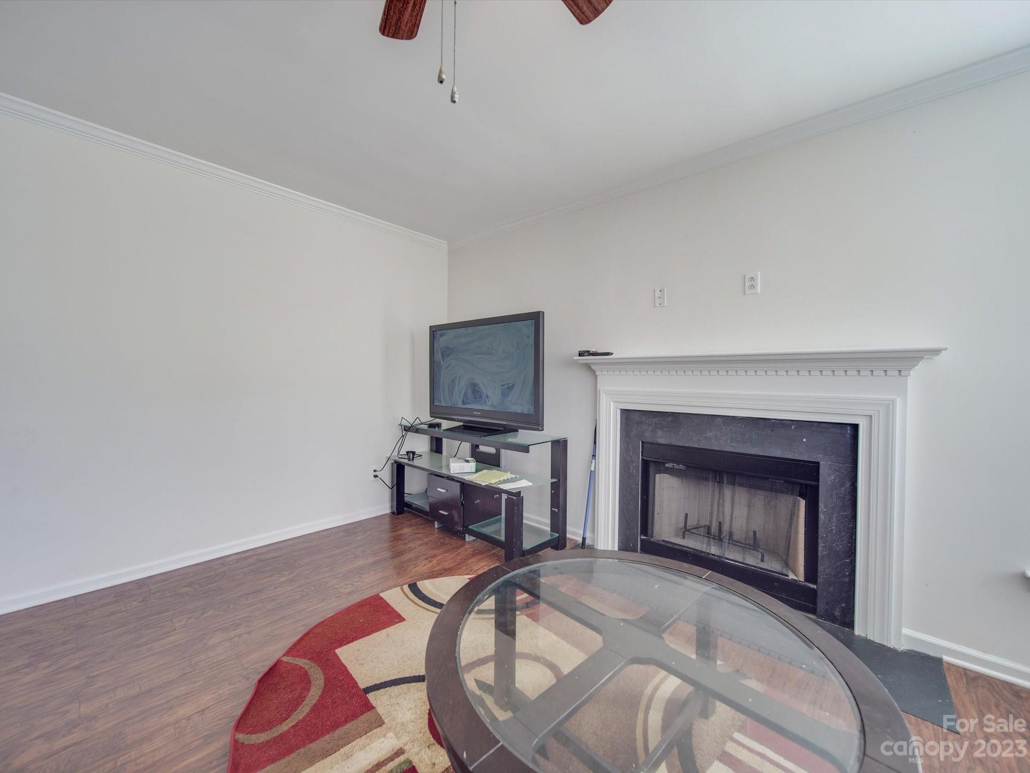 10731 Gold Pan Road Charlotte, NC 28215 - Photo 10 of 35 Gallery Image 10