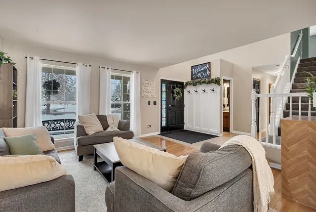 $415,000 | 300 Wabena Court, Minooka, IL 60447