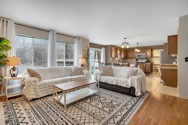 $415,000 | 300 Wabena Court, Minooka, IL 60447