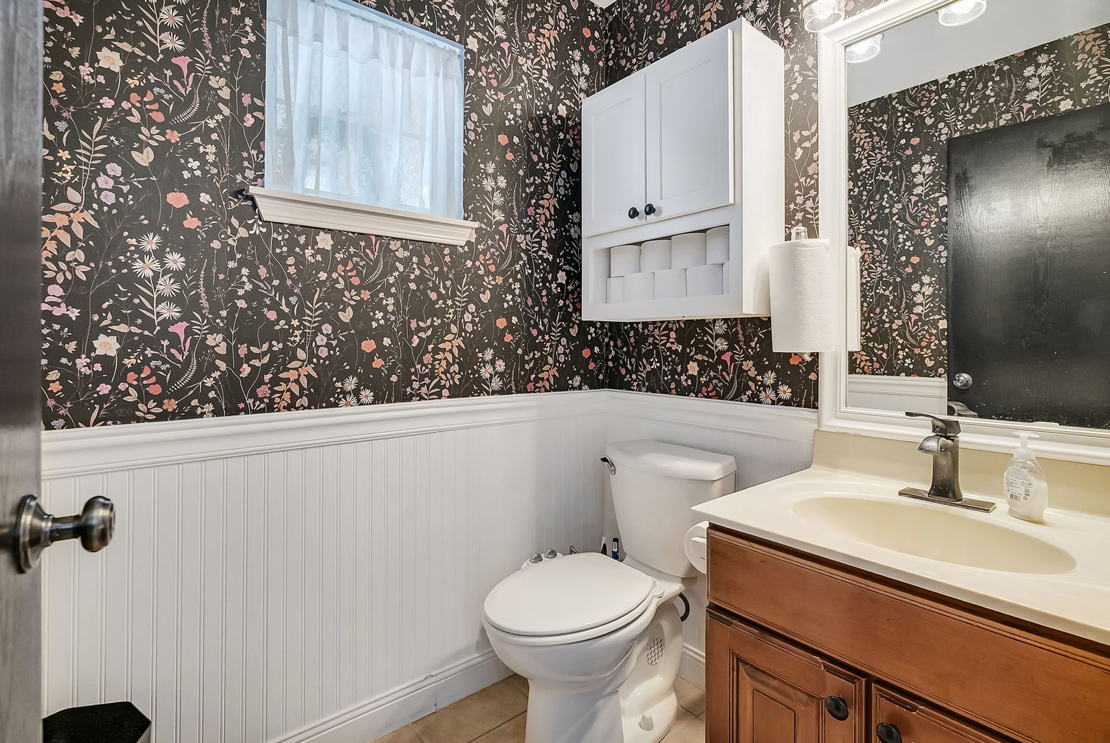 300 Wabena Court Minooka, IL 60447 - Photo 33 of 71 a bathroom with a sink toilet and shower