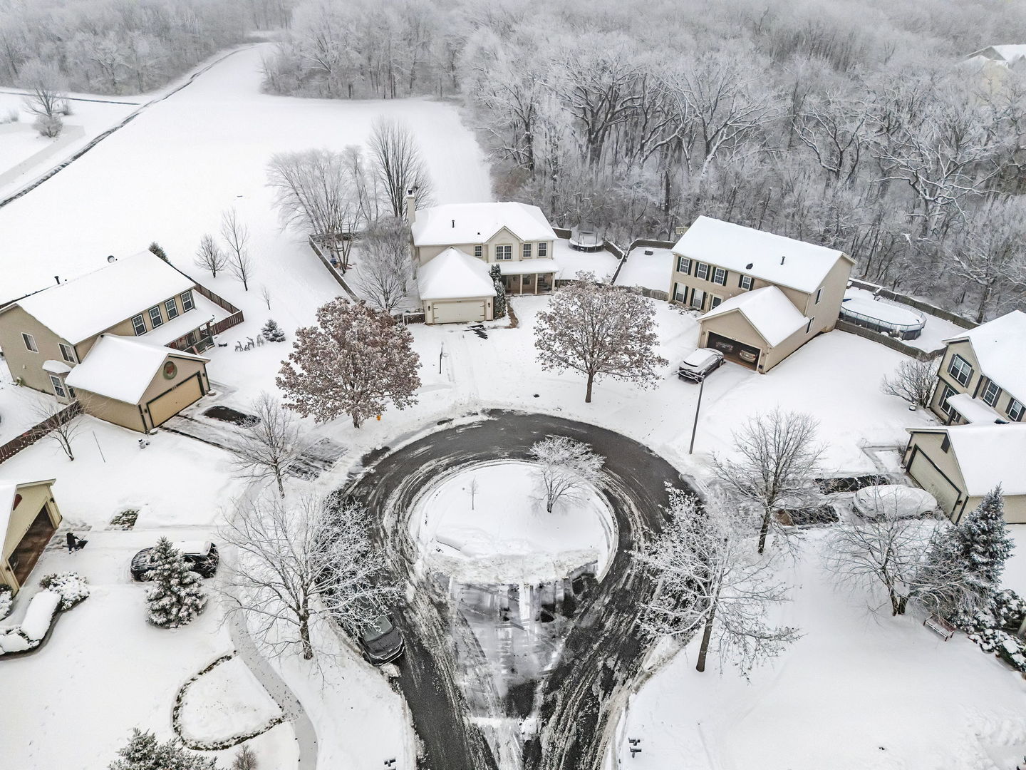 300 Wabena Court Minooka, IL 60447 - Photo 4 of 71