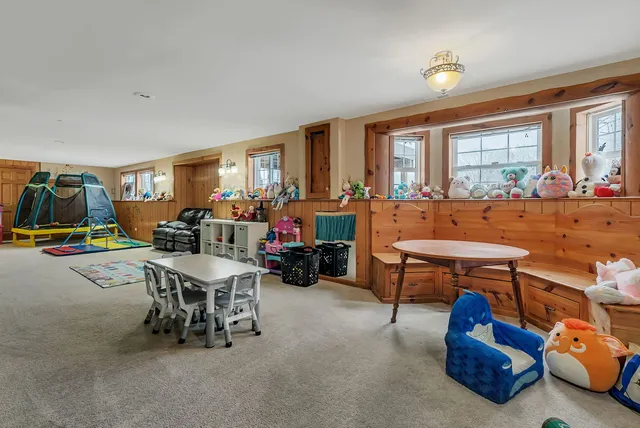 $415,000 | 300 Wabena Court, Minooka, IL 60447