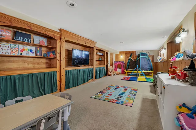 $415,000 | 300 Wabena Court, Minooka, IL 60447