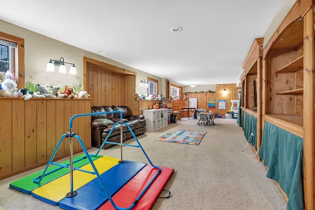 $415,000 | 300 Wabena Court, Minooka, IL 60447