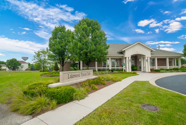 $415,000 | 300 Wabena Court, Minooka, IL 60447