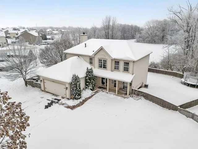 $415,000 | 300 Wabena Court, Minooka, IL 60447