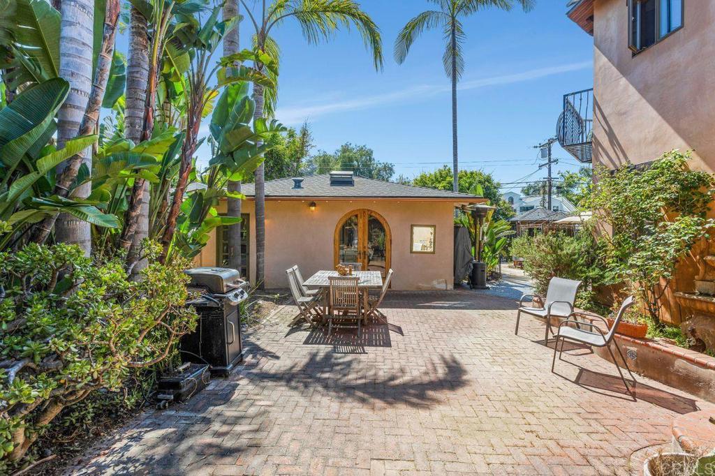 934 Arden Drive Encinitas, CA 92024 - Photo 30 of 37