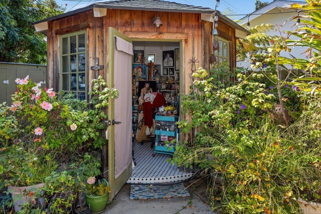 934 Arden Drive Encinitas, CA 92024 - Photo 34 of 37