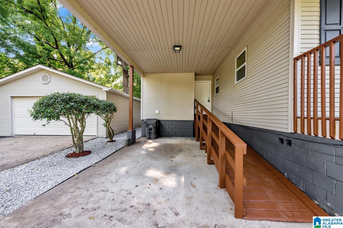 2105 Fulton Road Fultondale, AL 35068 - Photo 5 of 34
