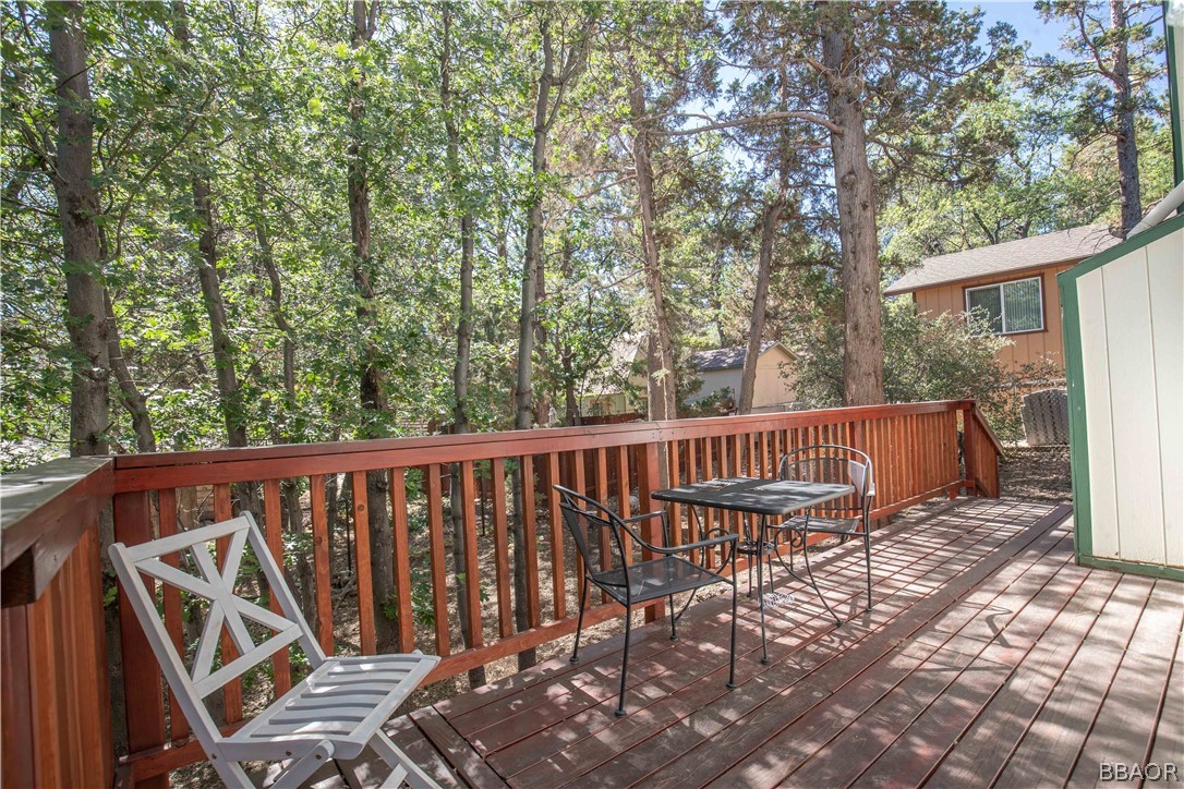 753 Maple Lane Sugarloaf, CA 92386 - Photo 34 of 42 a view of a deck