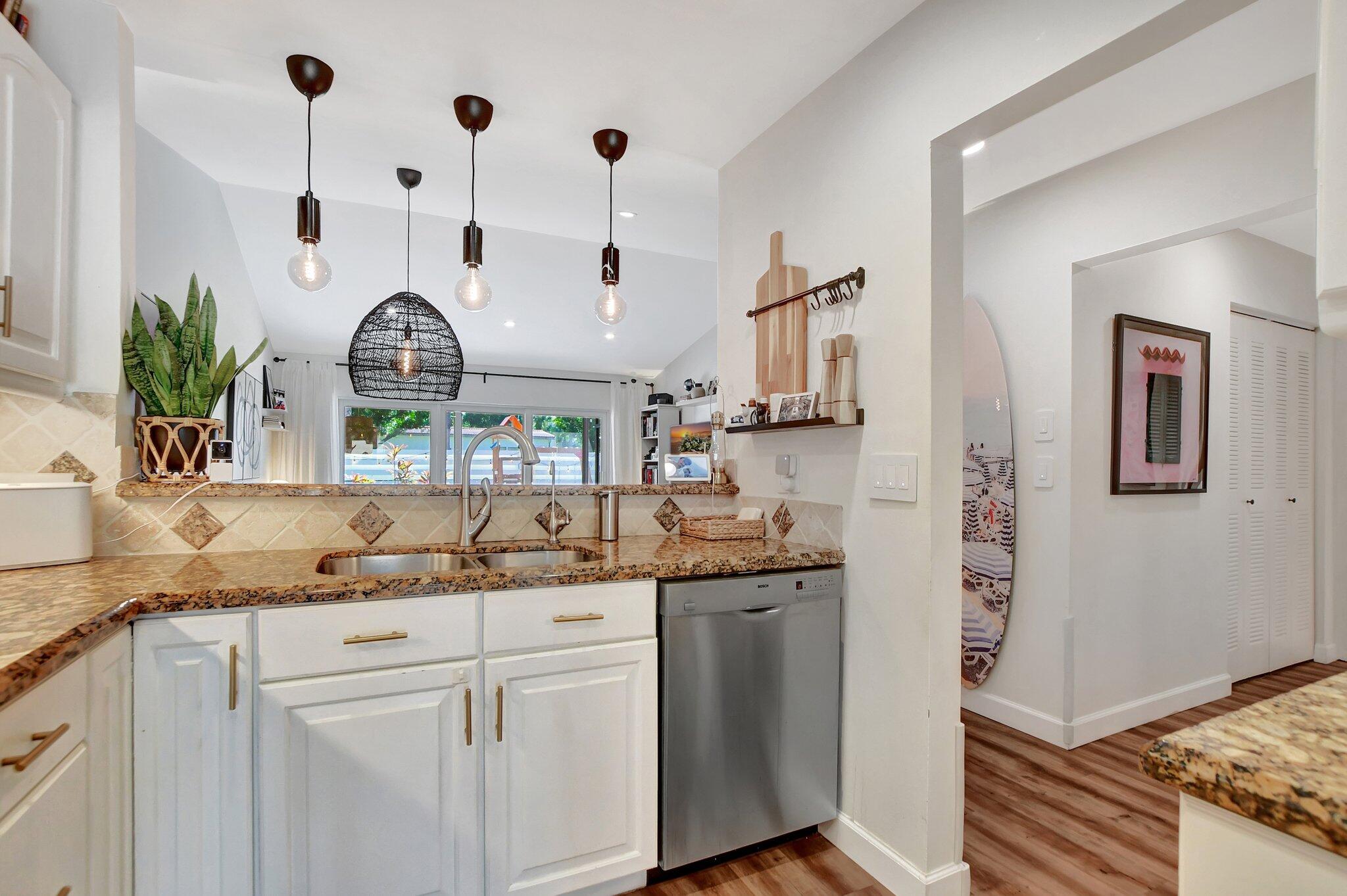 21596 Coronado Avenue Boca Raton, FL 33433 - Photo 8 of 41 KITCHEN
