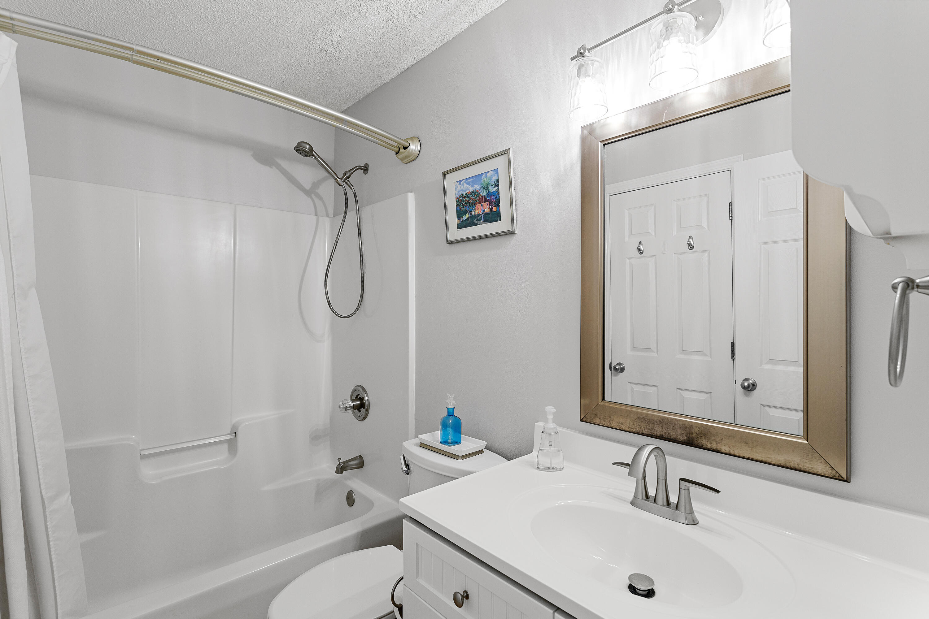 144 Spires Lane, Unit 114 Santa Rosa Beach, FL 32459 - Photo 13 of 18 Second Bathroom