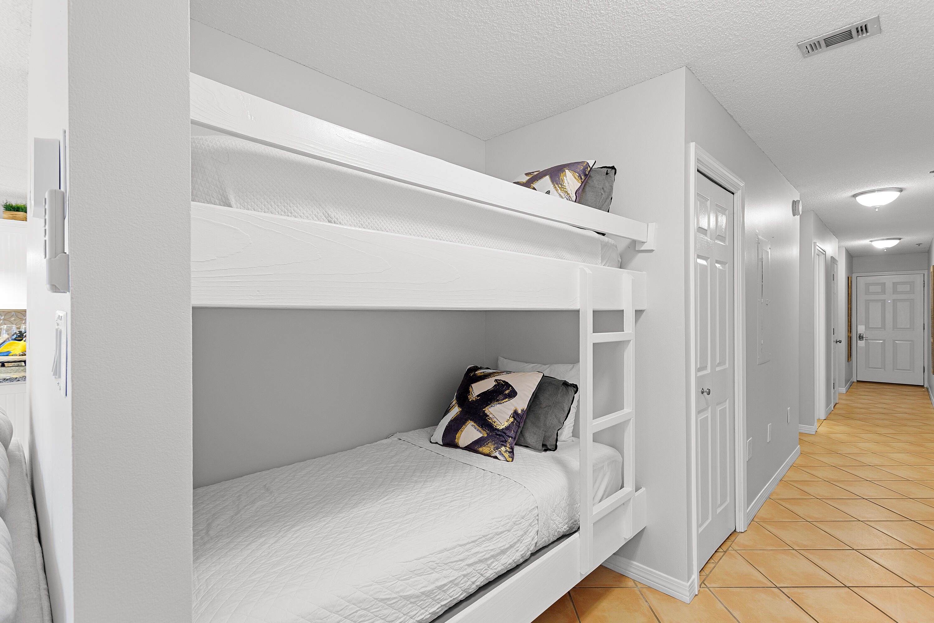 144 Spires Lane, Unit 114 Santa Rosa Beach, FL 32459 - Photo 14 of 18 Bunk / Hallway