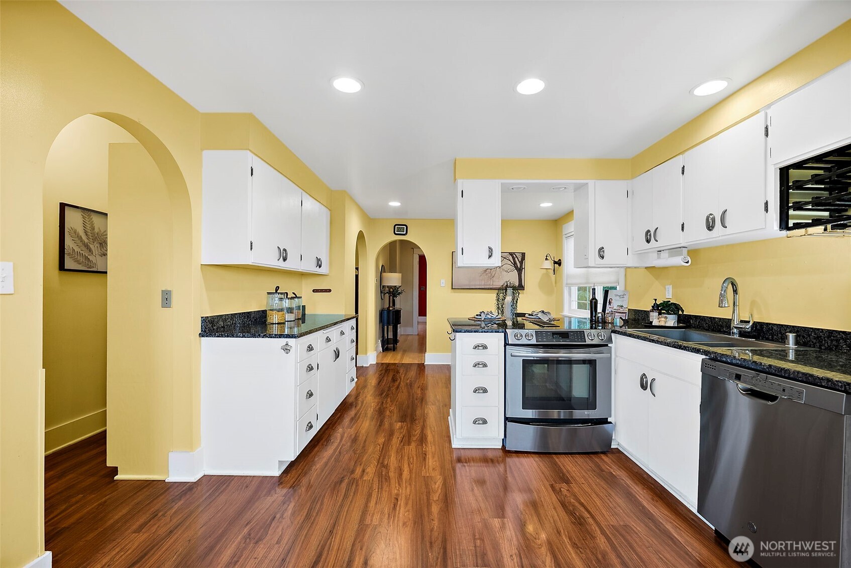 5207 North Pearl Street Ruston, WA 98407 - Photo 12 of 39