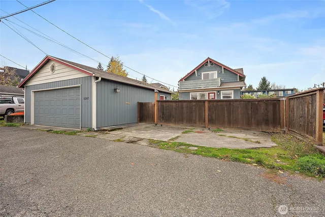 $849,950 | 5207 North Pearl Street, Ruston, WA 98407