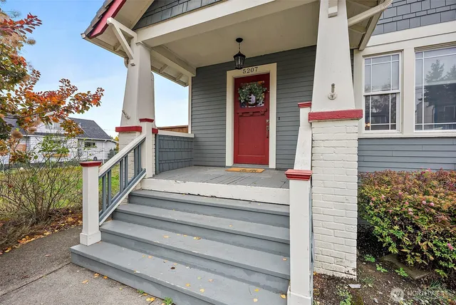 $849,950 | 5207 North Pearl Street, Ruston, WA 98407