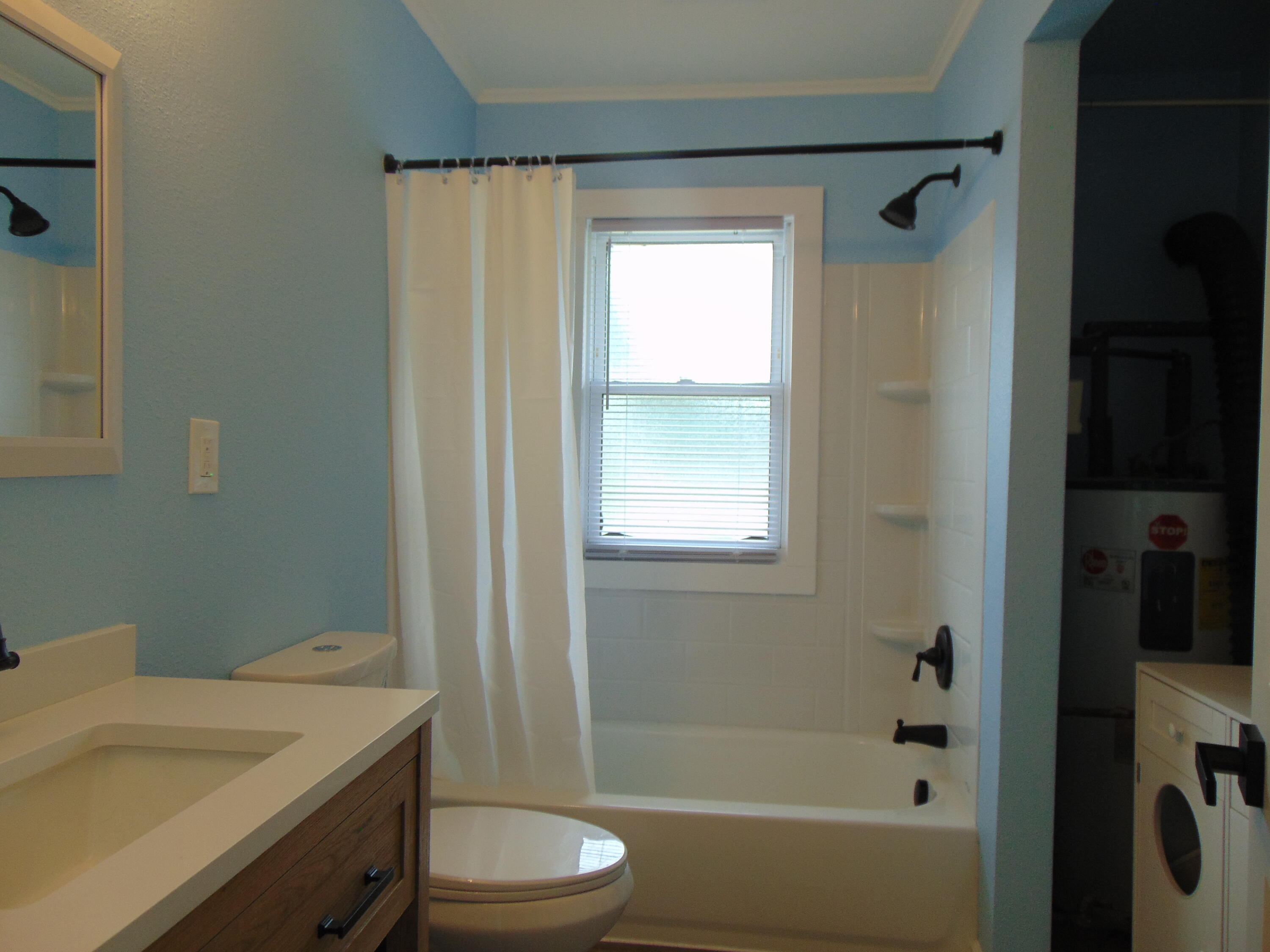 517 Maple Street Mukwonago, WI 53149 - Photo 13 of 30 Bathroom