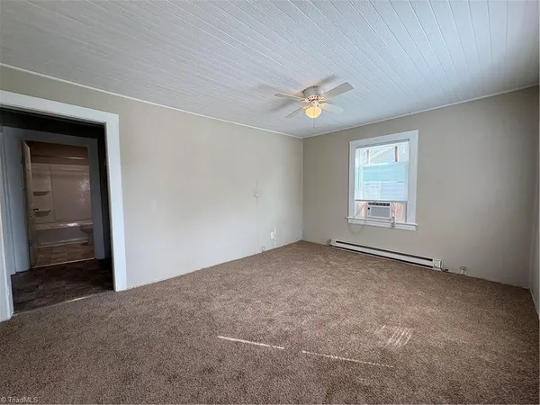 $1,099 | 223 Woodbury Street, High Point, NC 27260