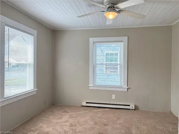 $1,099 | 223 Woodbury Street, High Point, NC 27260