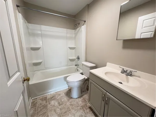 $1,099 | 223 Woodbury Street, High Point, NC 27260