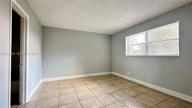 $1,550 | 8020 Fairview Drive, Unit 108, Tamarac, FL 33321