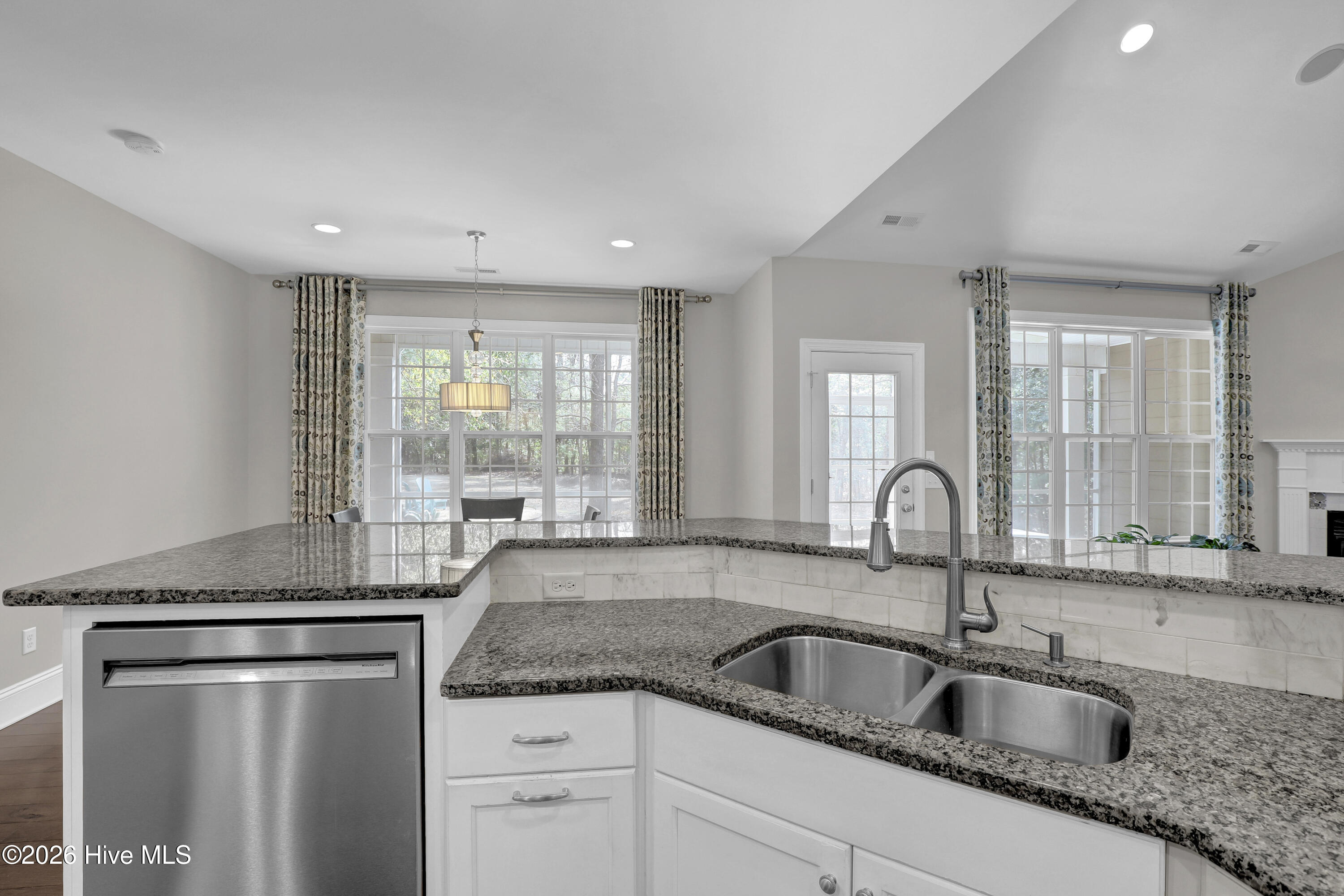 39 Excalibur Point Hampstead, NC 28443 - Photo 14 of 63 14