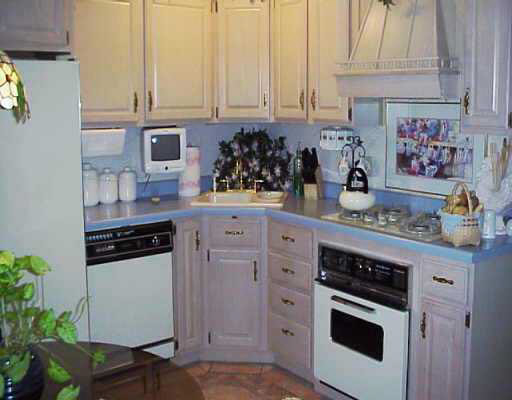 911 Tulip Tree Road Fort Wayne, IN 46825 - Photo 2 of 4 Gallery Image 2