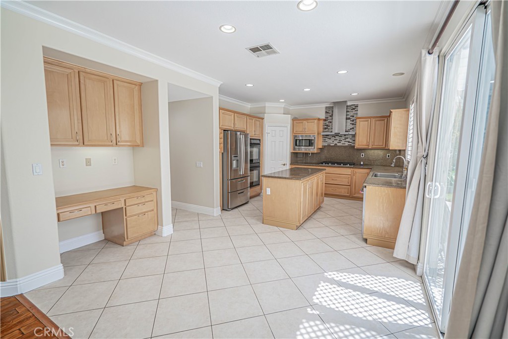 25910 Tennyson Lane Stevenson Ranch, CA 91381 - Photo 18 of 47