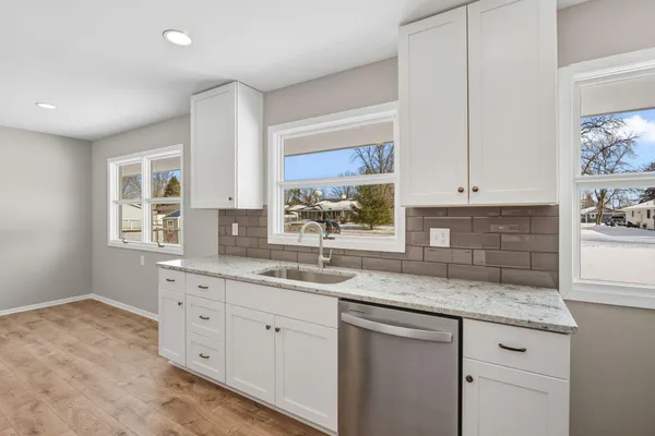 $399,000 | 303 Lexington Avenue North, New Prague, MN 56071