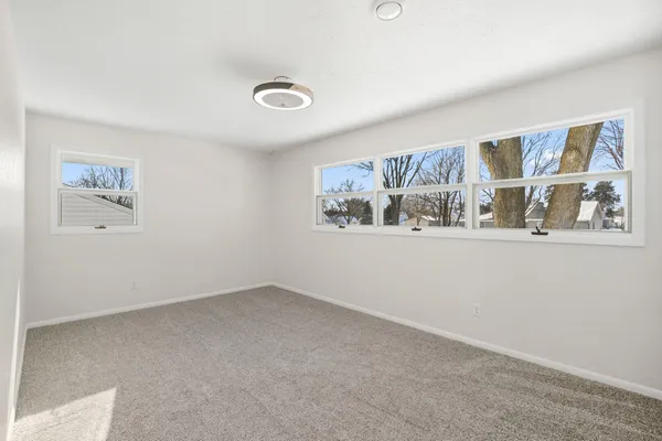 $399,000 | 303 Lexington Avenue North, New Prague, MN 56071