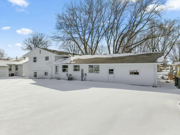 $399,000 | 303 Lexington Avenue North, New Prague, MN 56071