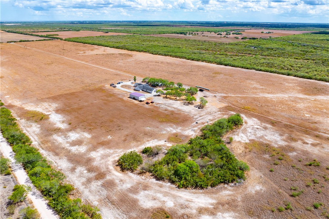 1777 County Road 170 Alice, TX 78332 - Photo 38 of 40 a view of a park with an ocean view