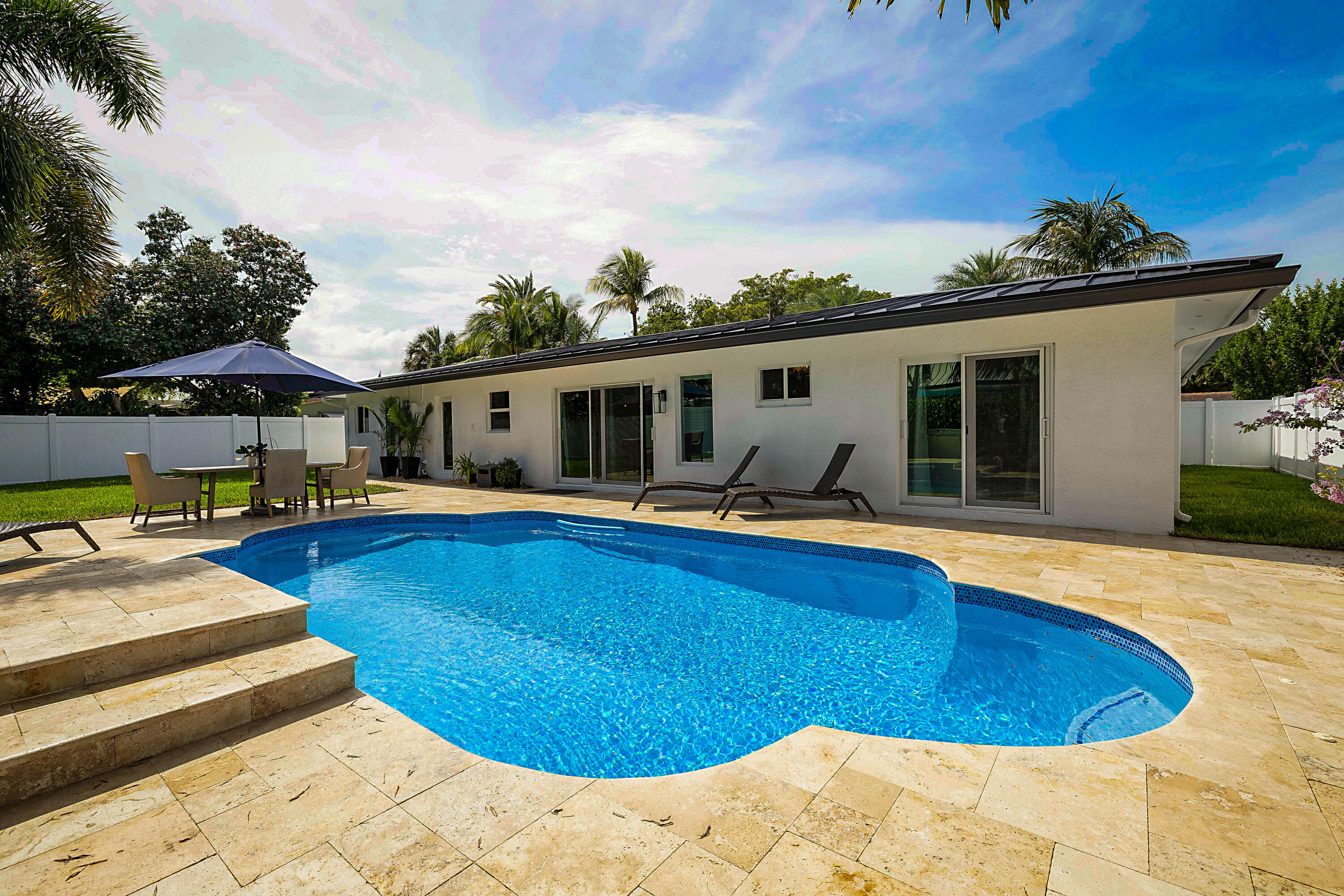 2620 Northeast 53rd Street Lighthouse Point, FL 33064 - Photo 42 of 44 2620 NE 53rd St -30