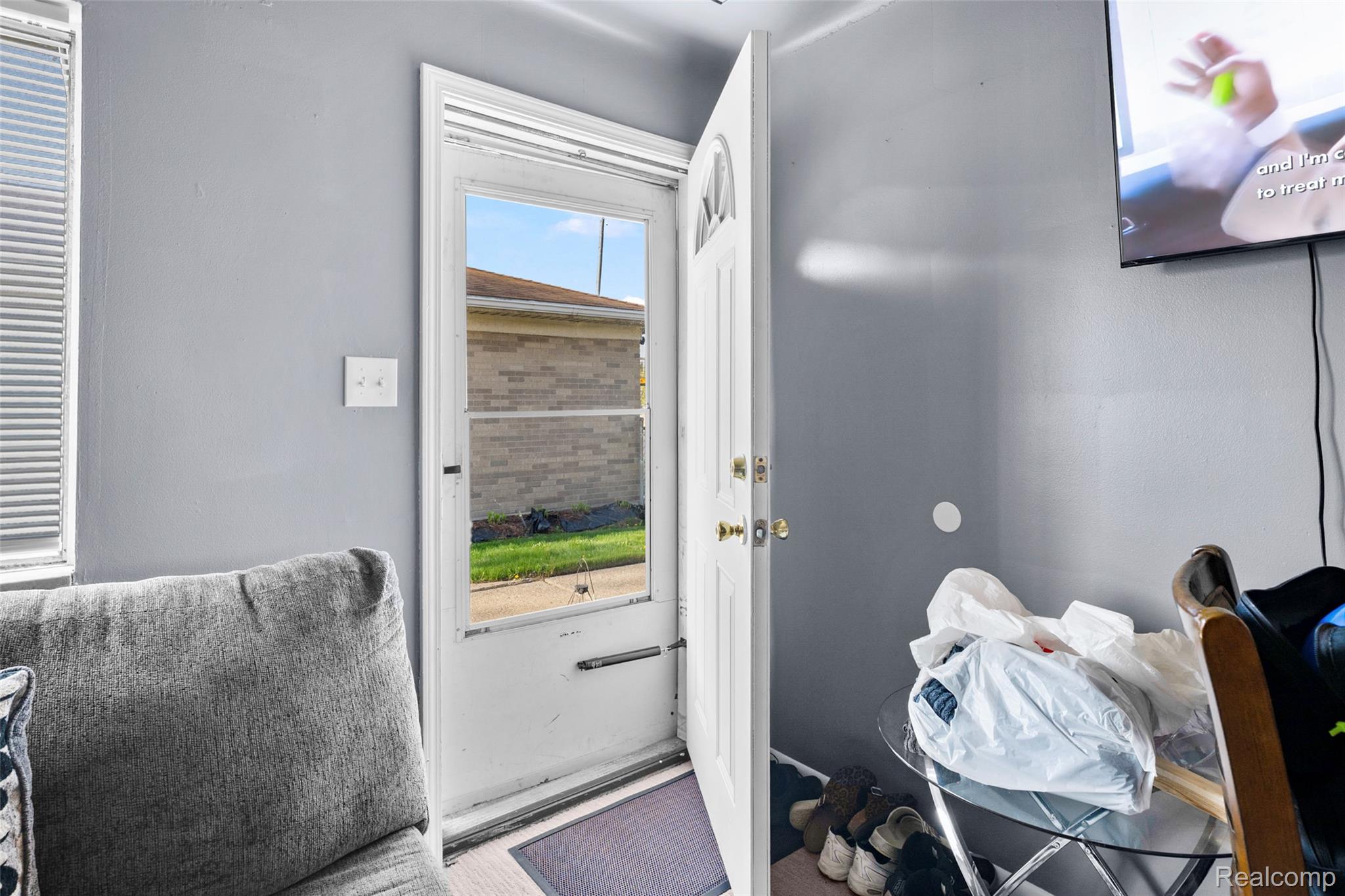 7440-7438 Southfield Road Detroit, MI 48228 - Photo 15 of 24 View of doorway to outside