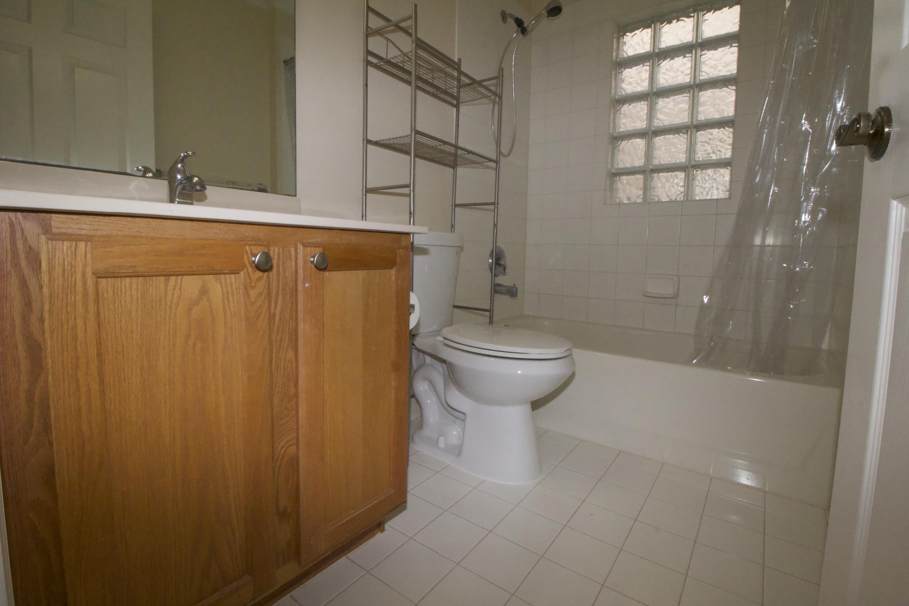 4014 Rocks Point Place Riviera Beach, FL 33407 - Photo 20 of 48 IMG_6257