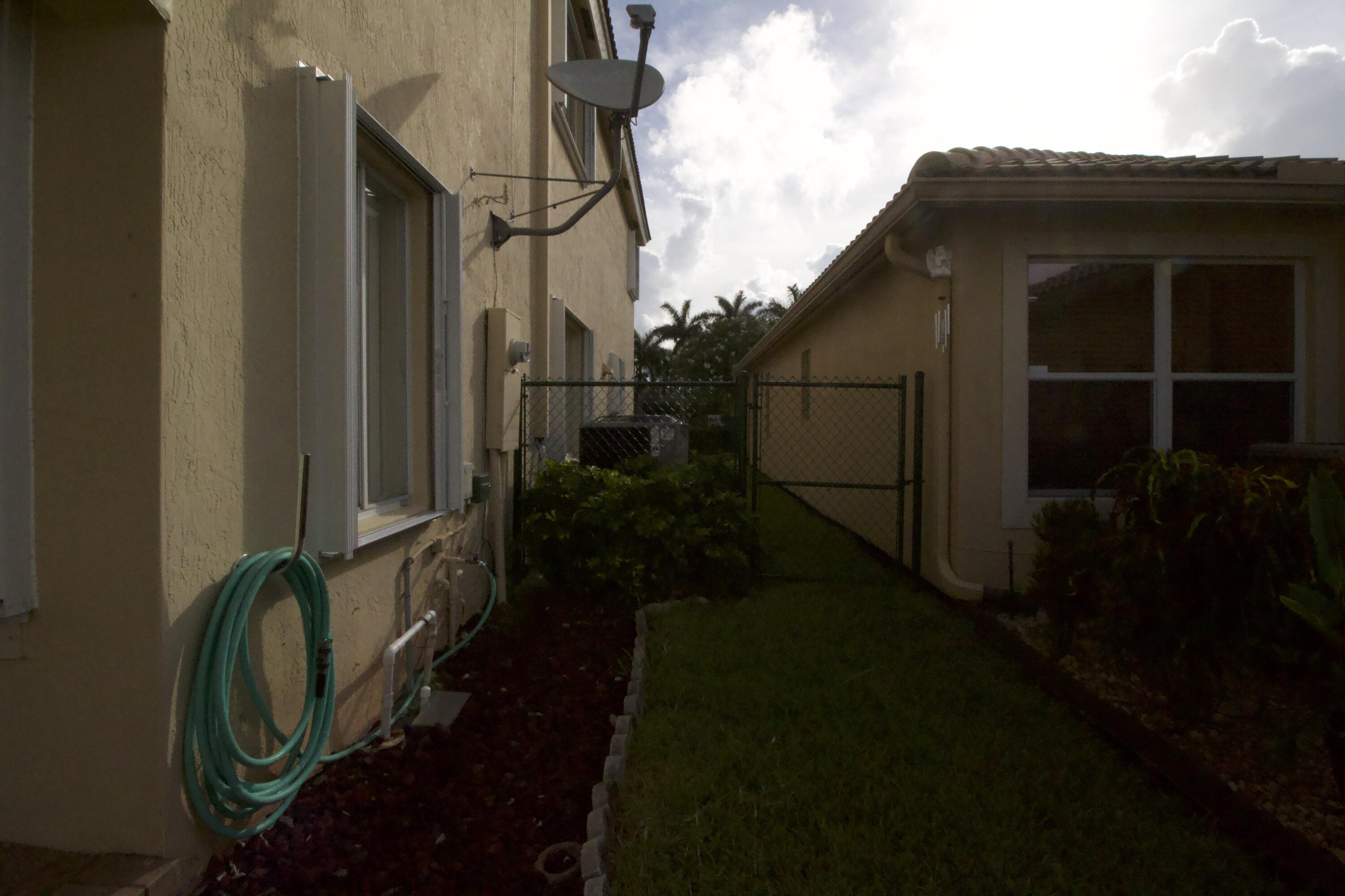 4014 Rocks Point Place Riviera Beach, FL 33407 - Photo 46 of 48 IMG_6286